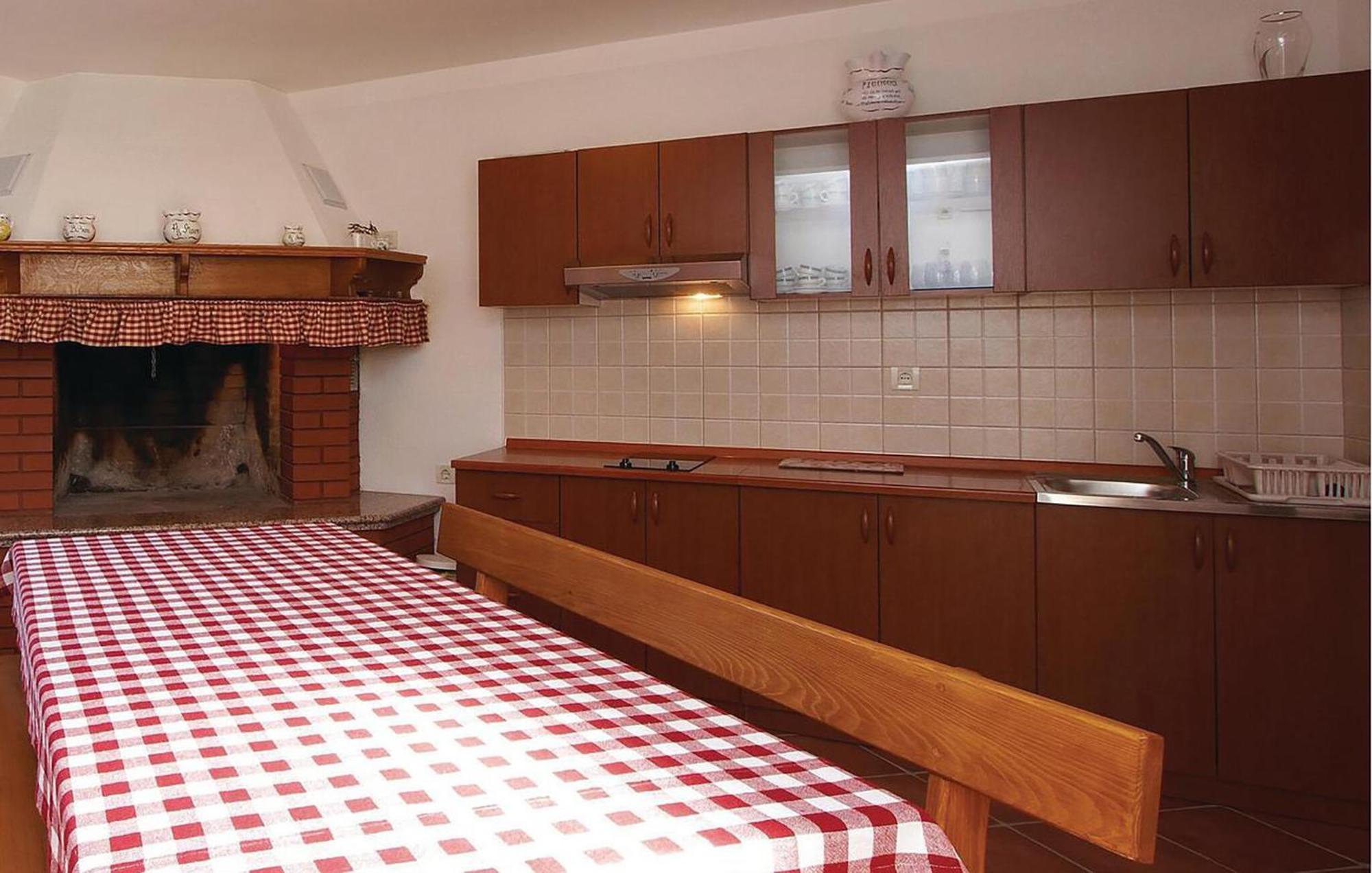 2 Bedroom Awesome Apartment In بلومين المظهر الخارجي الصورة